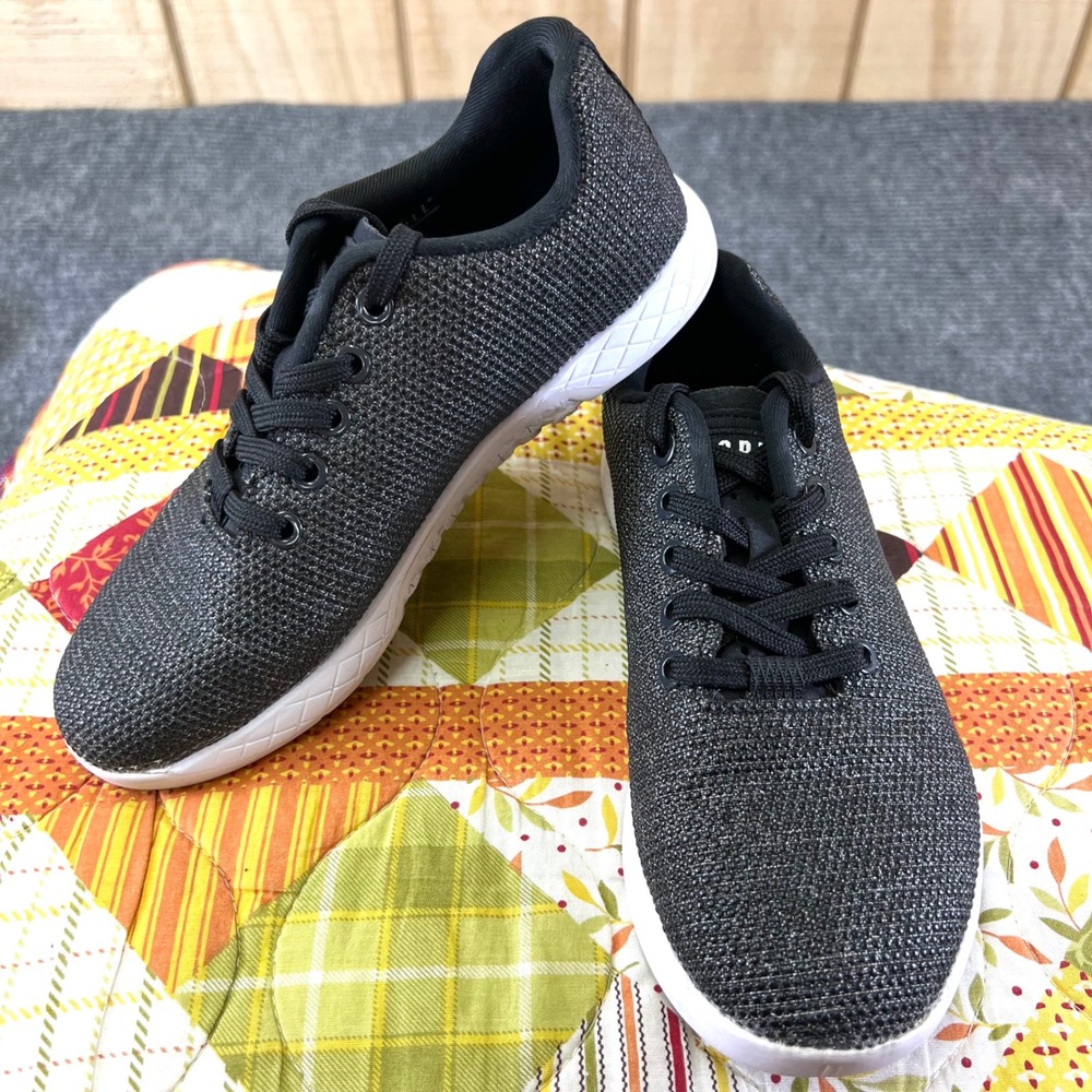 NOBULL Knit Trainers Black White Athletic‎ Shoes Men's US 5.5 Women's U.S. 7.